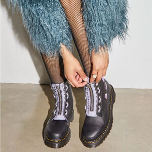 Dr. Martens 1460 ZIP HEART 💜 VIRGINIA SATIN LUX LACE UP BOOTS Size 11